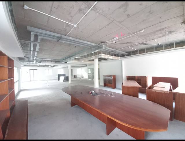 454M² OFFICE TO LET IN CENTURY CITY